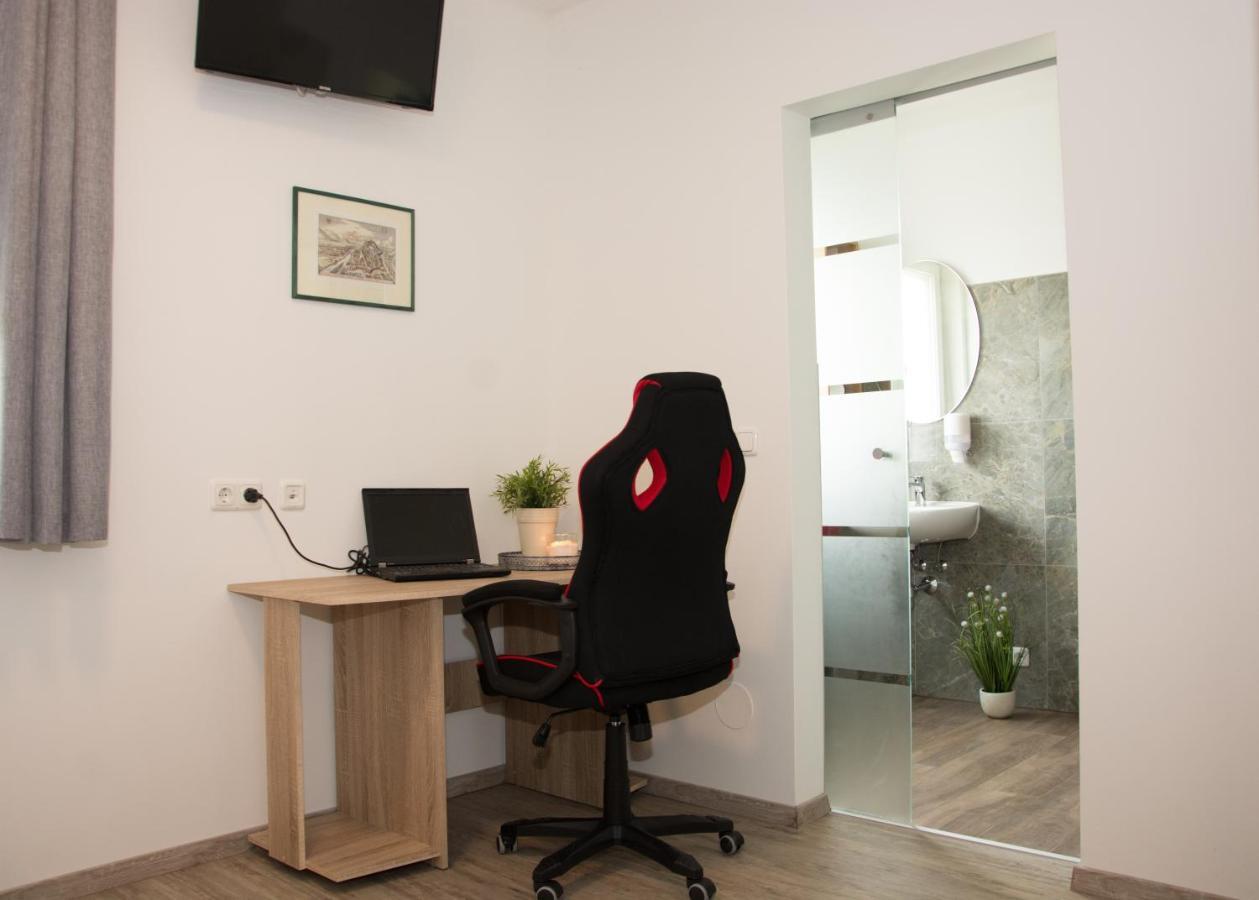 Helis Gaestezimmer Kirchbach in Steiermark Extérieur photo